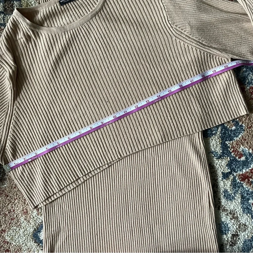 Nasty Gal Taupe Two Piece Sweater Skirt Set, Size 10 - Picture 4 of 7